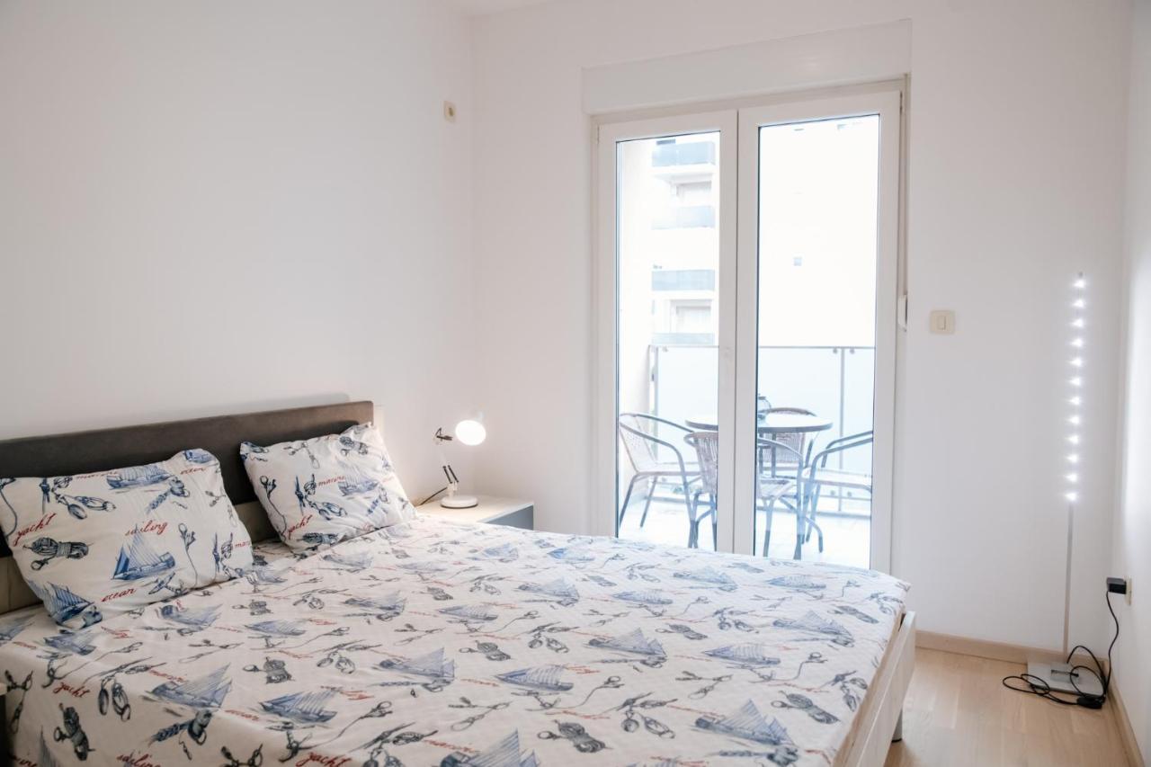 Modern, Work-Friendly Apartment, City Kvart Podgorica Kültér fotó
